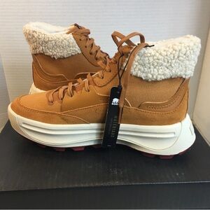 NEW Sorel x Calia ONA 503 Mid Cozy WMNS 10 Canyon Gold Waterproof Sneaker Boots